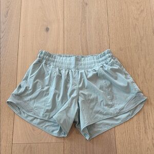 Lululemon Light Green Hotty Hot Shorts 4” Inseam Size 6 Tall